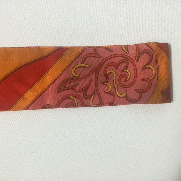 Authentic Hermes Silk Twilly Scarf with Box - Picture 3 of 7